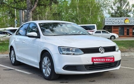 Volkswagen Jetta VI, 2013 год, 1 100 000 рублей, 3 фотография
