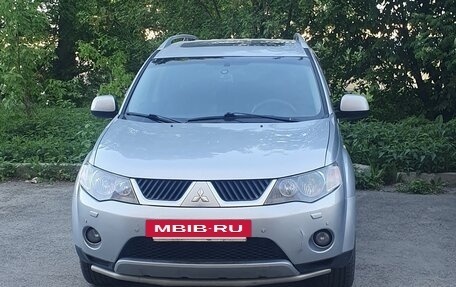 Mitsubishi Outlander III рестайлинг 3, 2007 год, 870 000 рублей, 2 фотография