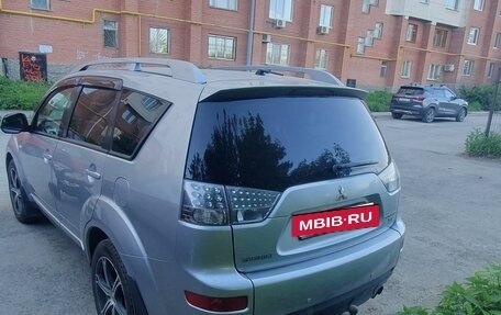 Mitsubishi Outlander III рестайлинг 3, 2007 год, 870 000 рублей, 4 фотография