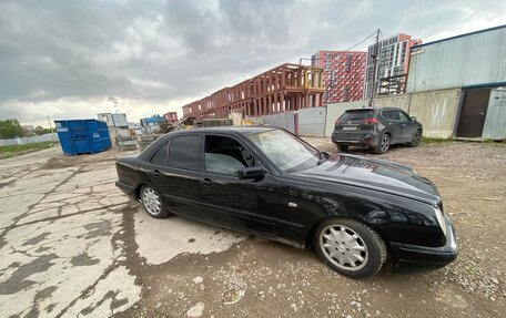 Mercedes-Benz E-Класс, 1996 год, 229 999 рублей, 3 фотография