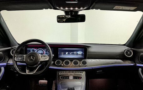 Mercedes-Benz E-Класс, 2020 год, 3 700 000 рублей, 14 фотография