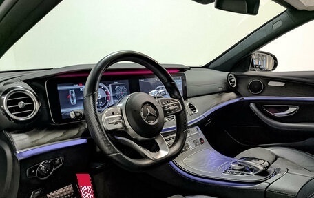 Mercedes-Benz E-Класс, 2020 год, 3 700 000 рублей, 15 фотография
