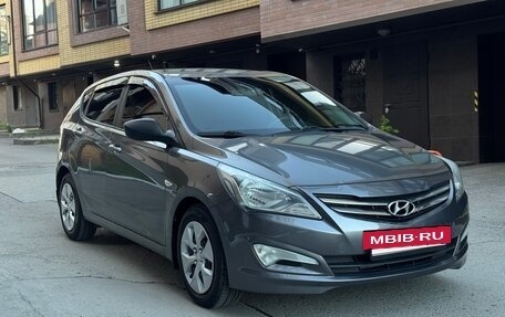 Hyundai Solaris II рестайлинг, 2014 год, 1 050 000 рублей, 3 фотография