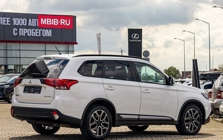 Mitsubishi Outlander III рестайлинг 3, 2018 год, 1 575 000 рублей, 6 фотография