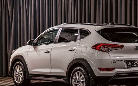 Hyundai Tucson III, 2018 год, 1 895 000 рублей, 8 фотография