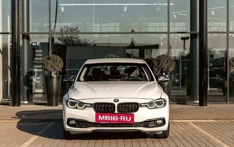 BMW 3 серия, 2018 год, 1 935 000 рублей, 2 фотография