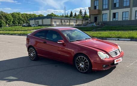 Mercedes-Benz C-Класс, 2005 год, 930 000 рублей, 3 фотография