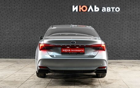 Toyota Avalon, 2018 год, 2 290 000 рублей, 5 фотография
