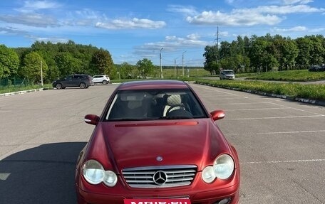 Mercedes-Benz C-Класс, 2005 год, 930 000 рублей, 6 фотография