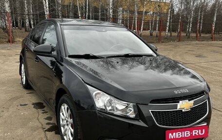 Chevrolet Cruze II, 2012 год, 850 000 рублей, 3 фотография