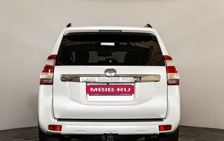 Toyota Land Cruiser Prado 150 рестайлинг 2, 2016 год, 3 099 000 рублей, 6 фотография