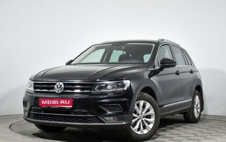 Volkswagen Tiguan II, 2018 год, 1 899 000 рублей, 1 фотография