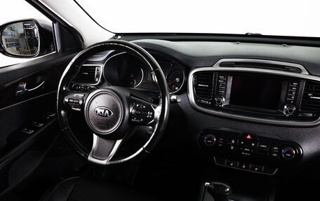 KIA Sorento II рестайлинг, 2017 год, 2 099 000 рублей, 12 фотография