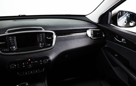 KIA Sorento II рестайлинг, 2017 год, 2 099 000 рублей, 14 фотография