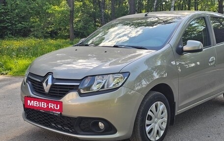 Renault Sandero II рестайлинг, 2015 год, 750 000 рублей, 9 фотография