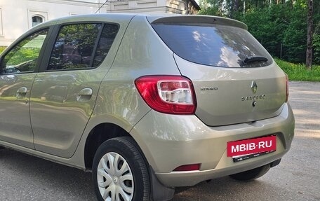 Renault Sandero II рестайлинг, 2015 год, 750 000 рублей, 11 фотография