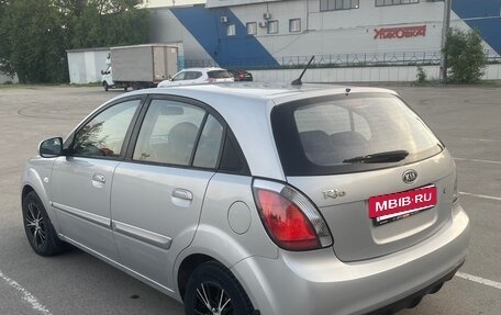 KIA Rio II, 2011 год, 700 000 рублей, 4 фотография