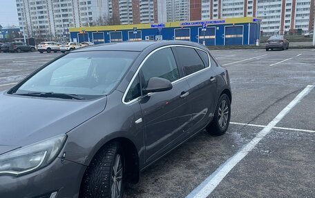 Opel Astra J, 2013 год, 575 000 рублей, 11 фотография