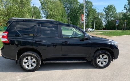 Toyota Land Cruiser Prado 150 рестайлинг 2, 2016 год, 3 900 000 рублей, 2 фотография