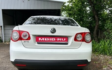 Volkswagen Jetta VI, 2010 год, 695 000 рублей, 4 фотография