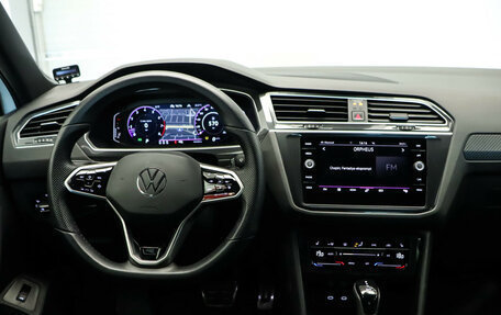 Volkswagen Tiguan II, 2022 год, 3 749 000 рублей, 14 фотография