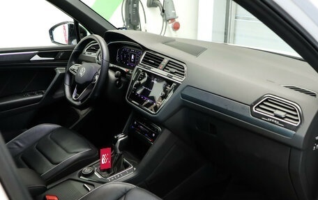Volkswagen Tiguan II, 2022 год, 3 749 000 рублей, 25 фотография