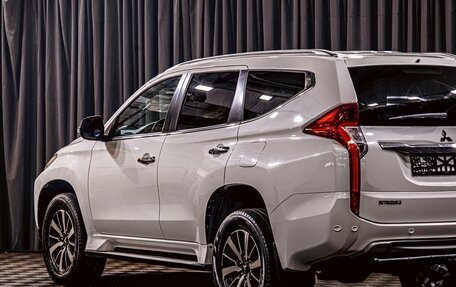 Mitsubishi Pajero Sport III рестайлинг, 2019 год, 2 795 000 рублей, 8 фотография