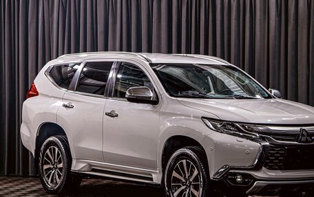 Mitsubishi Pajero Sport III рестайлинг, 2019 год, 2 795 000 рублей, 7 фотография