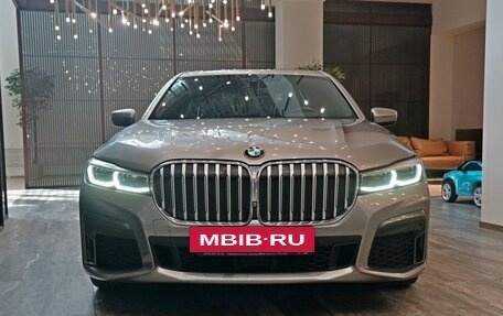BMW 7 серия, 2021 год, 6 200 000 рублей, 2 фотография