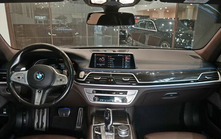 BMW 7 серия, 2021 год, 6 200 000 рублей, 13 фотография