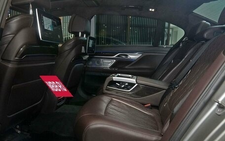 BMW 7 серия, 2021 год, 6 200 000 рублей, 24 фотография
