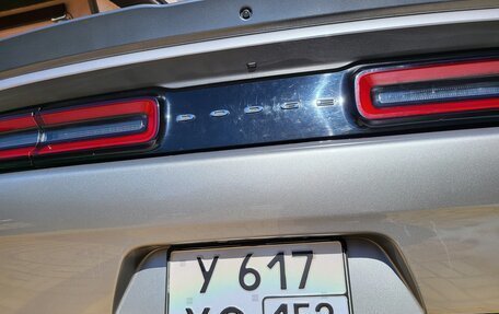 Dodge Challenger III рестайлинг 2, 2016 год, 3 500 000 рублей, 15 фотография