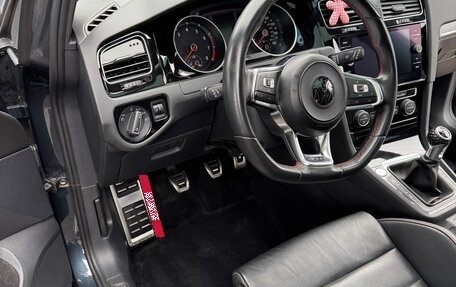 Volkswagen Golf GTI VII, 2019 год, 2 600 000 рублей, 3 фотография