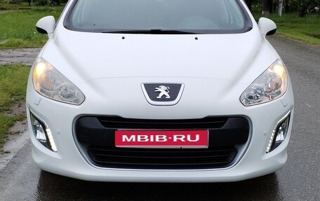 Peugeot 308 II, 2011 год, 600 000 рублей, 1 фотография