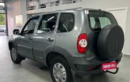Chevrolet Niva I рестайлинг, 2019 год, 820 000 рублей, 5 фотография