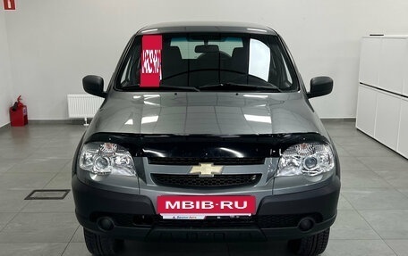 Chevrolet Niva I рестайлинг, 2019 год, 820 000 рублей, 2 фотография