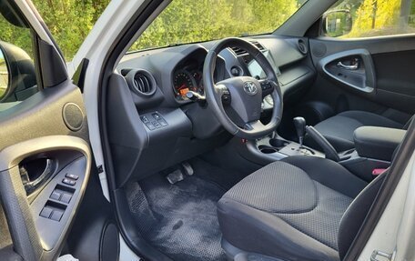 Toyota RAV4, 2012 год, 1 430 000 рублей, 7 фотография