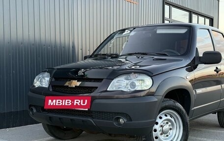Chevrolet Niva I рестайлинг, 2011 год, 590 000 рублей, 6 фотография