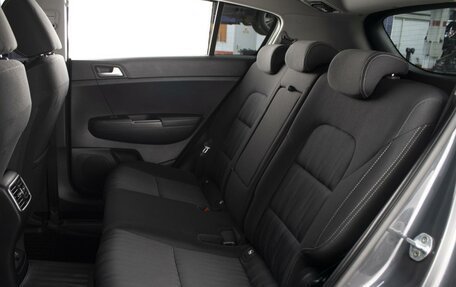 KIA Sportage IV рестайлинг, 2018 год, 1 860 000 рублей, 8 фотография