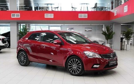 KIA cee'd I рестайлинг, 2011 год, 695 000 рублей, 3 фотография