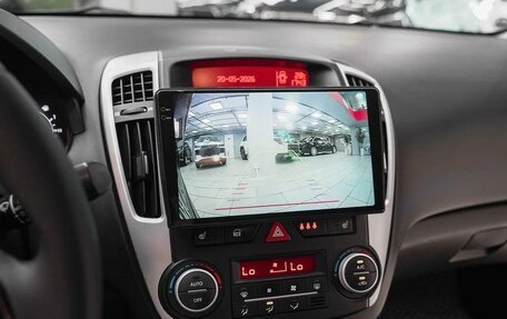 KIA cee'd I рестайлинг, 2011 год, 695 000 рублей, 11 фотография