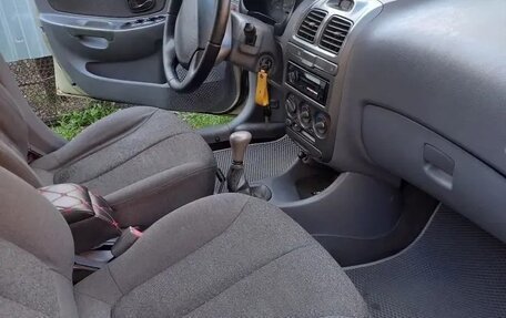 Hyundai Accent II, 2003 год, 350 000 рублей, 3 фотография