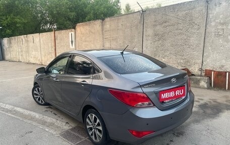 Hyundai Solaris II рестайлинг, 2015 год, 920 000 рублей, 7 фотография