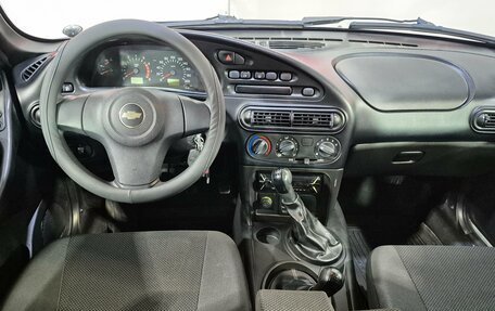 Chevrolet Niva I рестайлинг, 2013 год, 548 000 рублей, 10 фотография