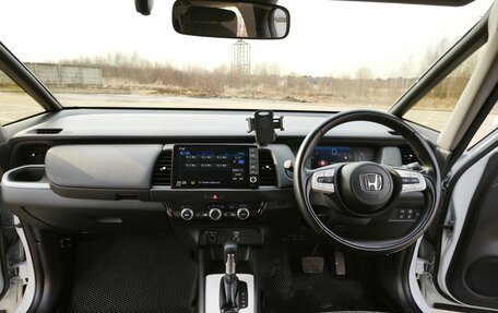 Honda Fit, 2020 год, 1 550 000 рублей, 7 фотография