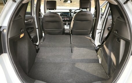 Honda Fit, 2020 год, 1 550 000 рублей, 13 фотография