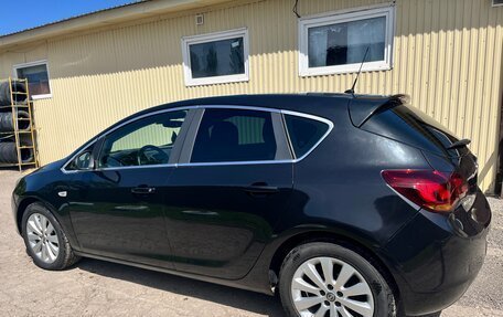 Opel Astra J, 2012 год, 600 000 рублей, 6 фотография