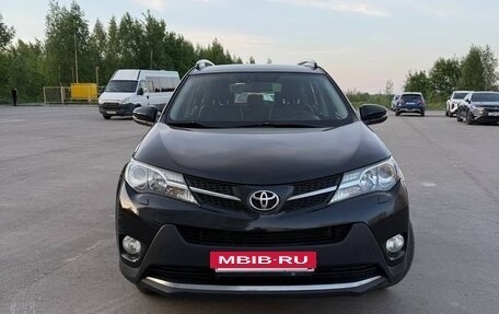 Toyota RAV4, 2014 год, 1 750 000 рублей, 2 фотография