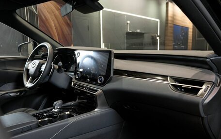 Lexus RX IV рестайлинг, 2025 год, 7 800 000 рублей, 11 фотография