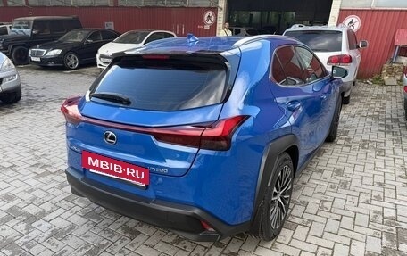 Lexus UX I, 2019 год, 3 100 000 рублей, 2 фотография